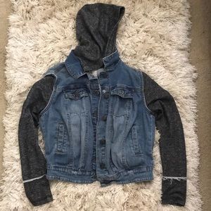JEAN JACKET